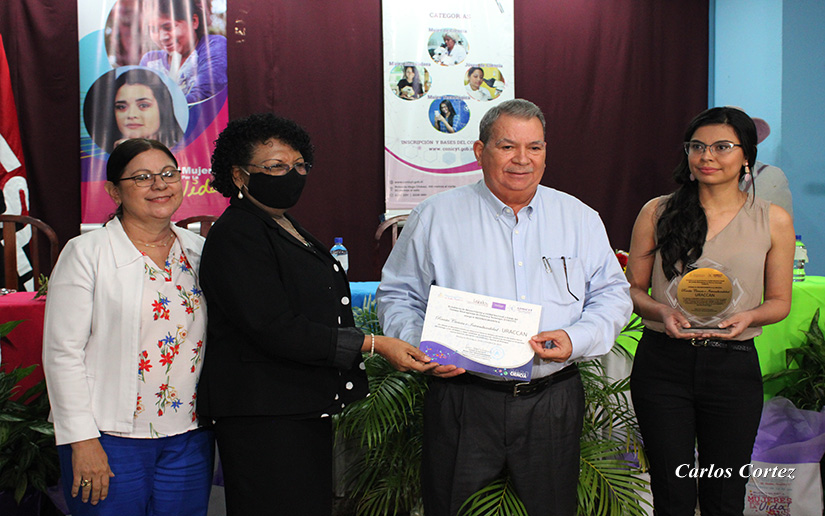 premios-conicyt